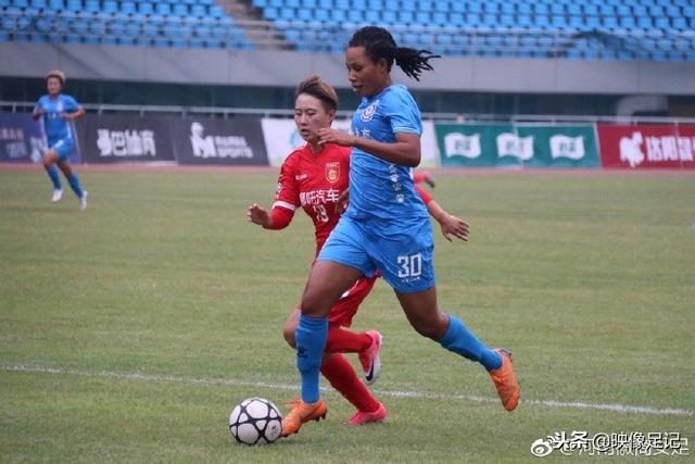 平凡外表，却凭实力逆袭的五位女星